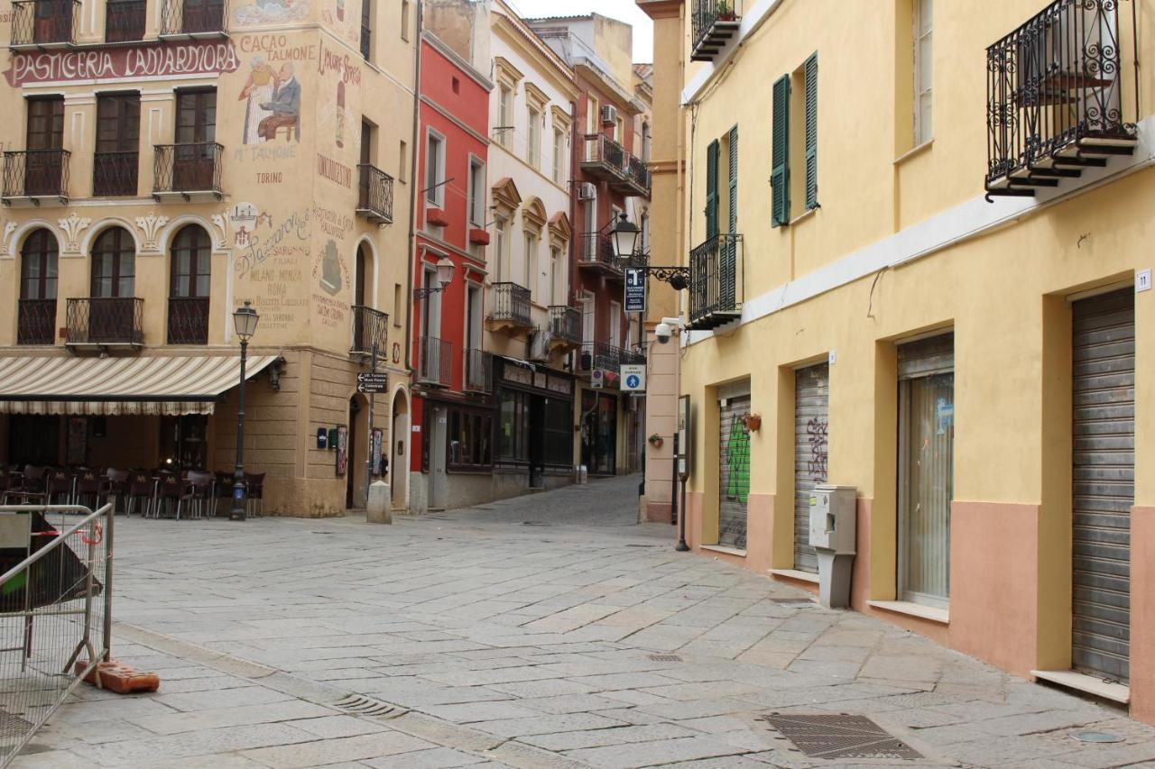 Via Cavour 19, Appartamento Del Conte Iglesias Exterior photo